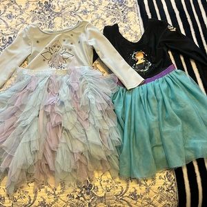 Elsa and Anna outfits